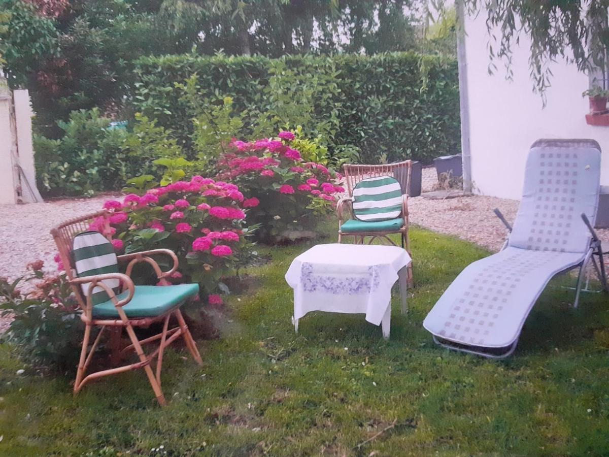 Peti Kaz Hotel Saint-Seurin-sur-l'Isle Exterior foto